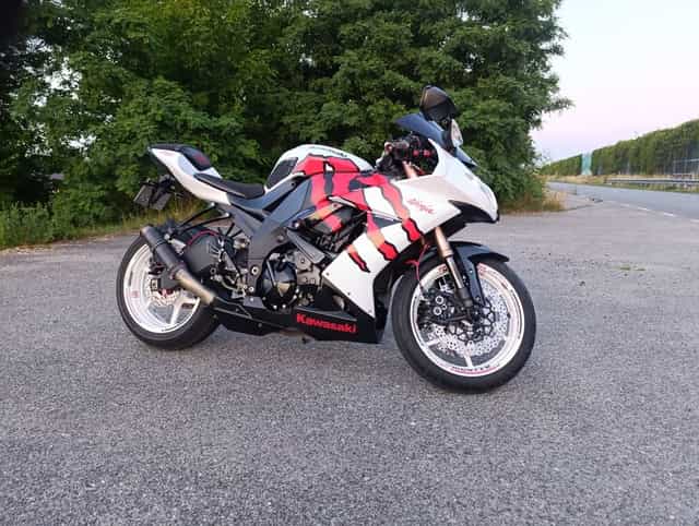 Kawasaki Ninja zx10r 2008 (nie r1,GSX-R, CBR)