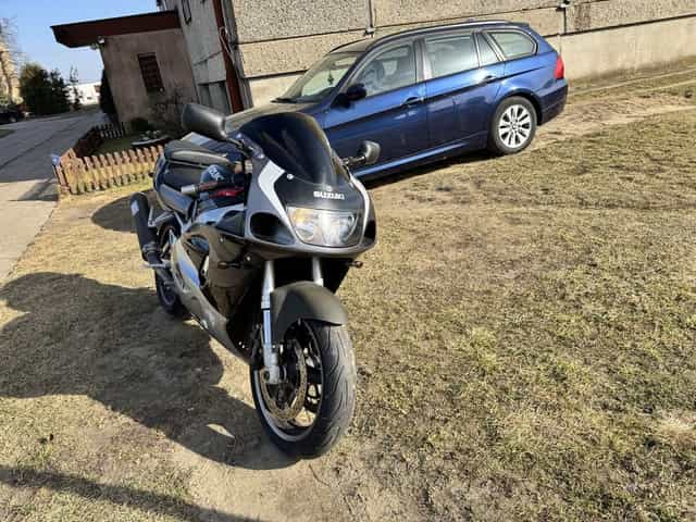 Sprzedam Suzuki GSXR -750 Srad