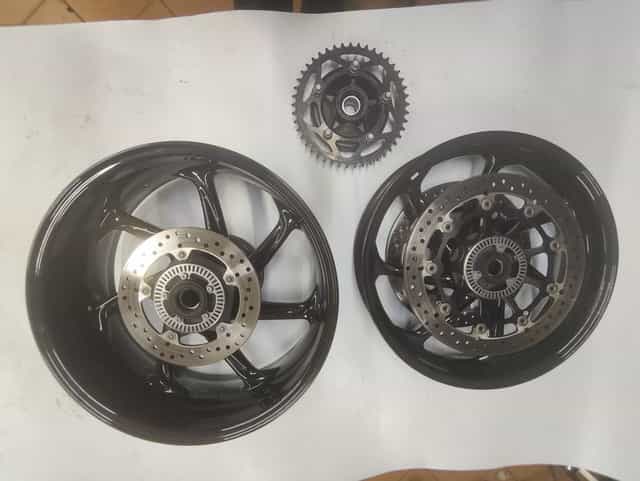 BMW s1000rr S1000r S1000xr Felga felgi carbon tarcze