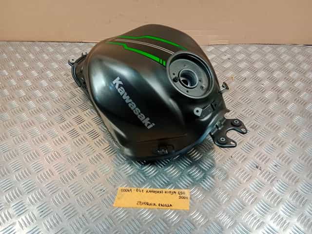 Kawasaki Ninja 650 ORYGINALNY Zbiornik Paliwa Bak Paliwa 20-24