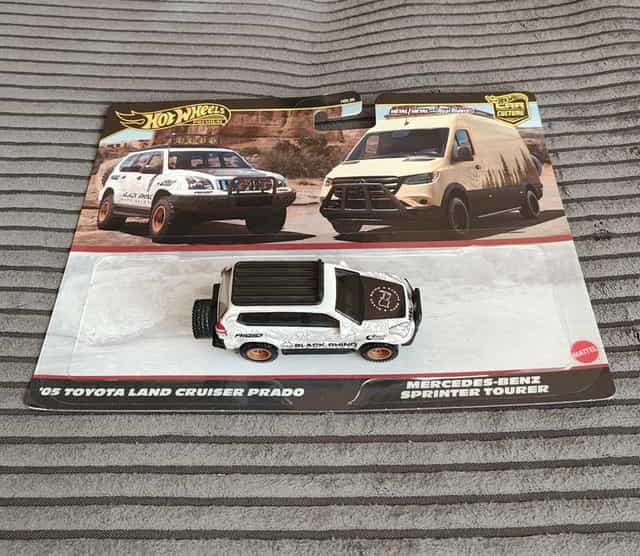 Hot Wheels Premium '05 Toyota Land Cruiser Prado Luzak Stan Idealny