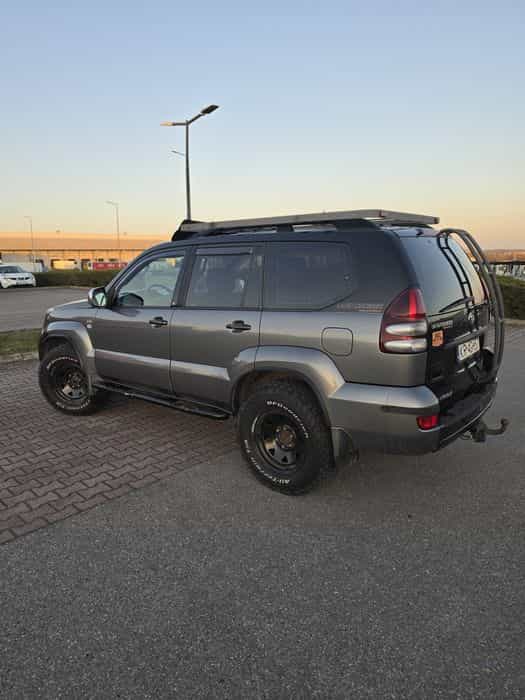 Sprzedam Samochod Toyota  Land Cruiser 120