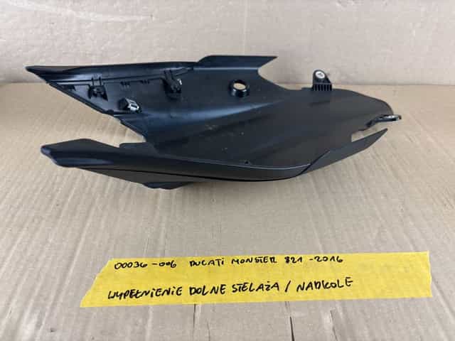 Ducati Monster 821 Wypełnienie Dolne Stelaża Tył Nadkole osłona 2016