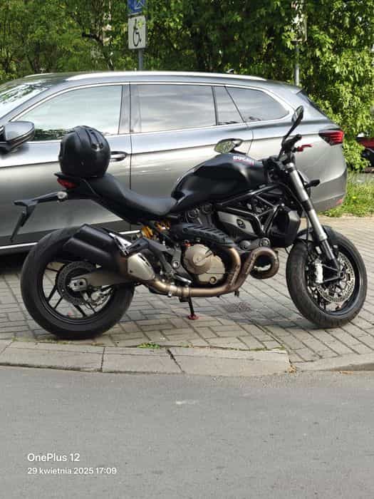 Ducati Monster 821