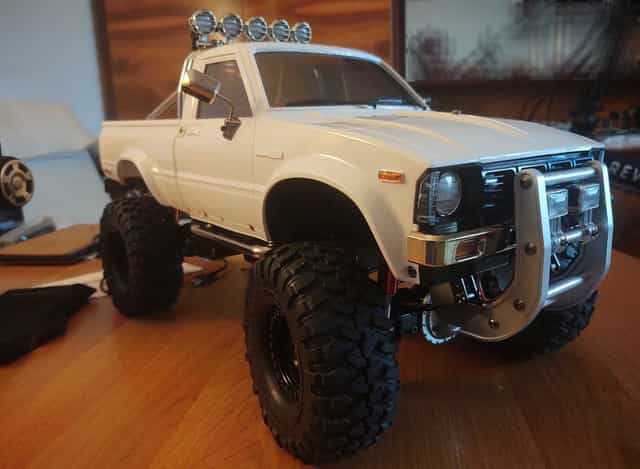 Toyota Hilux High-Lift 4x4 Kolejna Adaptacja cenionego modelu TAMIYA