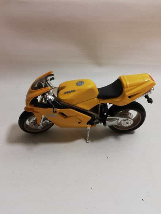 Ducati 748 - Maisto 1:18