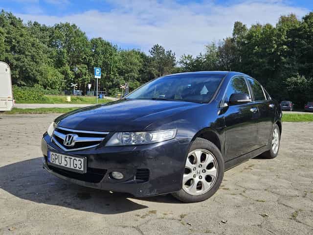 Honda Accord 2.0 benzyna Executive – polski salon