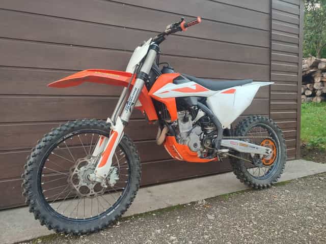 Sprzedam ładnego KTM sxf 250 z roku 2019  130MTH  REZERWACJA