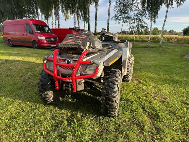 CAN AM outlander 800r