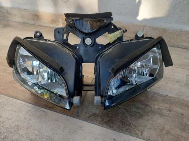 Reflektor lampa honda CBR sc57