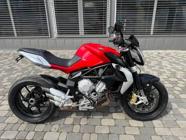 MV AGUSTA BRUTALE 675, 31tys km, 2012r bezwypadkowy, oryginał