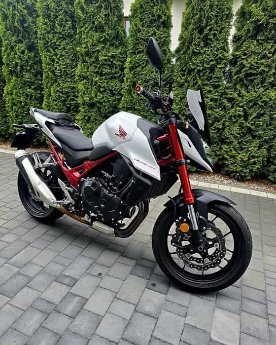 Honda cb750 Hornet