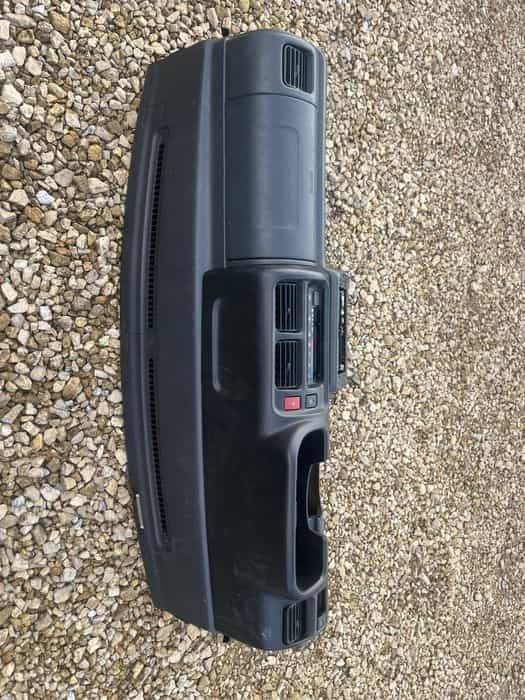 Suzuki jimny kokpit deska rozdzielcza