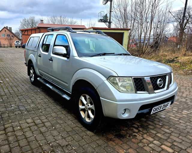 Na części Nissan Navara 2.5 TDI 174km