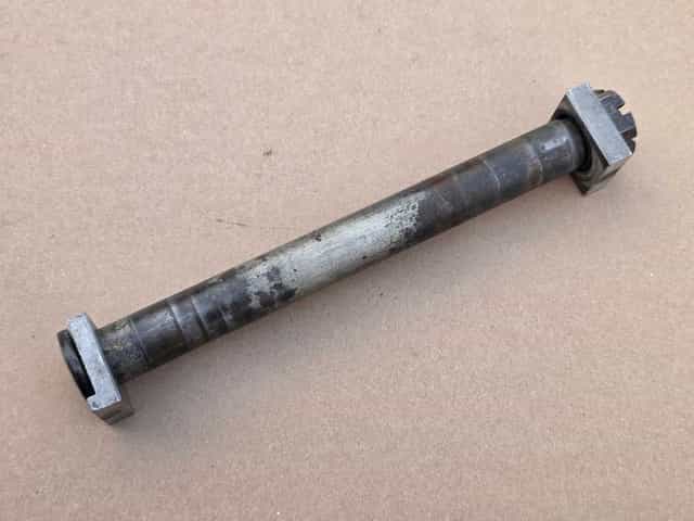 Oś ośka tył tylnego koła Kawasaki KX KXF KLX 125 / 250 / 450 śr. 25mm