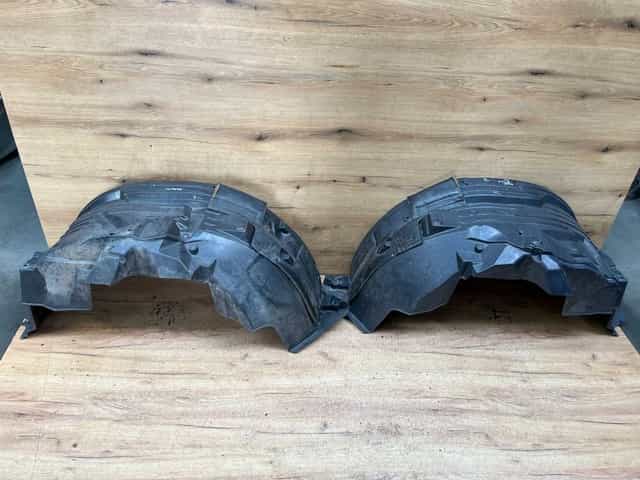 Nadkole przednie lewe prawe Nissan Navara
