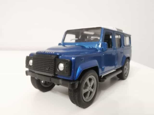 NewRay Autko Model Land Rover Defender 110