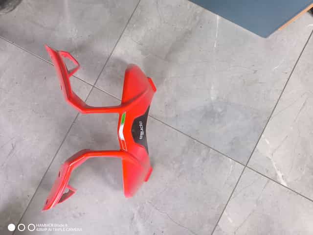 Aprilia tuono 125 .20-22  czasza