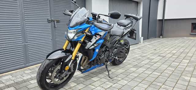 Gsx-s 750*idealny stan*gratisy wartości 2.5tys*bezwypadkowy