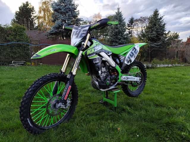 Kawasaki kxf 250 cross, pro circuit, podwójny wtrysk
