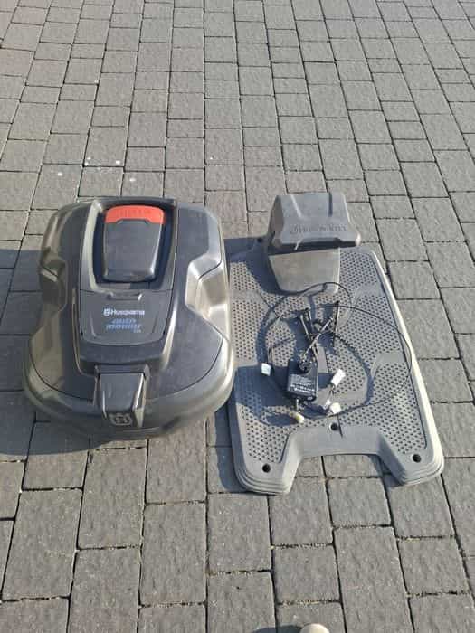 Husqvarna  auto mower 315