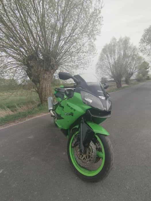 Kawasaki ninja zx6r na a2