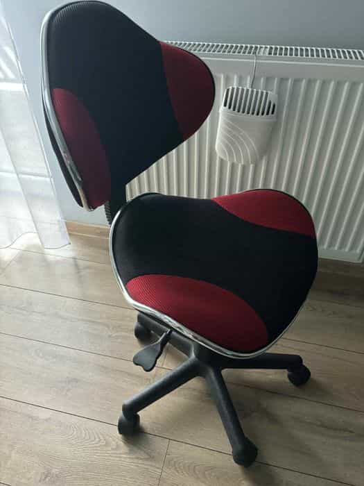 Fotel obrotowy do biurka