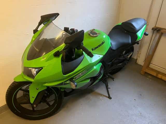 Zbiornik Kawasaki Ninja 250r Koło Lampa Owiewka Ninja 250r