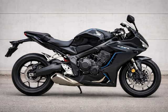 sprzedam Honda CBR 650r - stan idealny