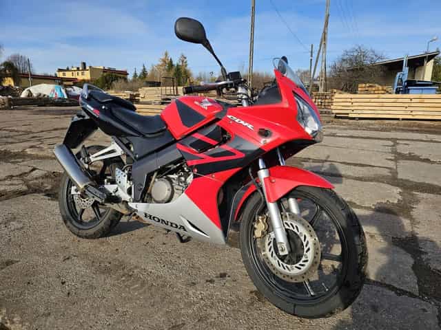 HONDA CBR 125 R aprilia derbi kat A1 , B