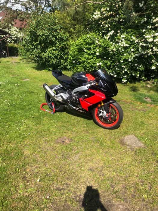 Aprilia RS 660 na tor