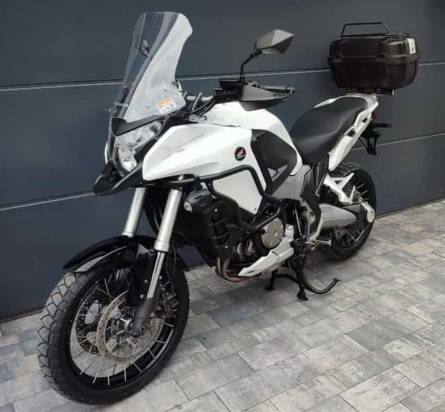 Honda VFR Crosstourer 1200 ABS TC - bardzo ładna , nowe opony