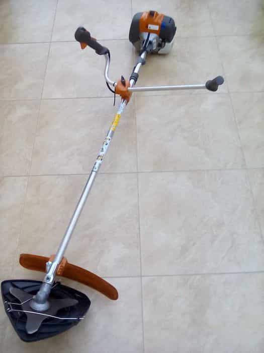 Kosa spalinowa Husqvarna 135R +  druga do naprawy gratis