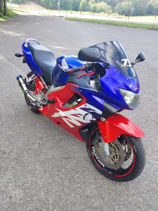 Honda CBR 600 f4