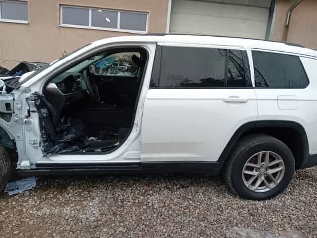 Prog slupek lewy jeep grand cherokee wl