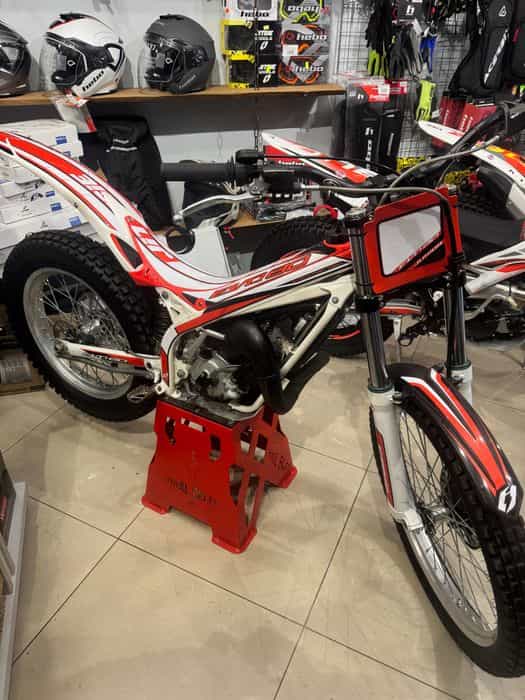 Trial Beta 80cc stan ideał / Pierwszy właściciel