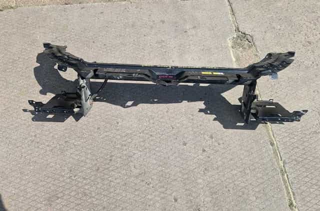 Land Rover Discovery Sport Wzmocnienie Pas Przód