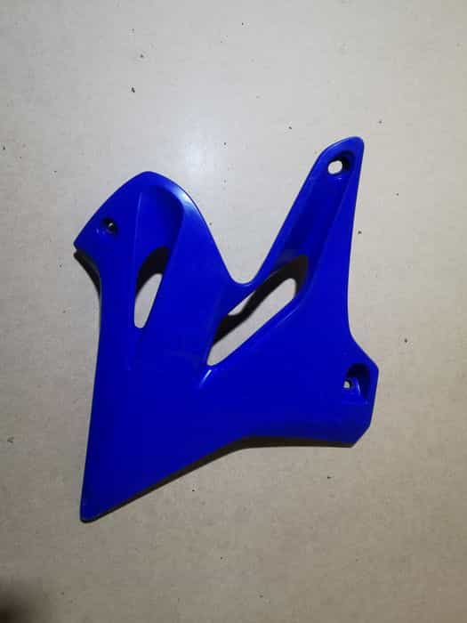 Yamaha yz 125 osłona owiewka przód lewa wypełnienie panel