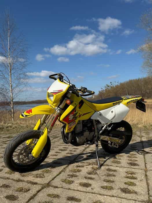 Suzuki DRZ 400 SM b. dobry stan