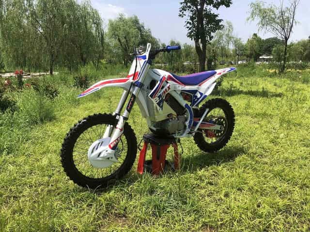 Cross elektryczny 2024 rok VMX8000 Velimotor (Kawasaki KXF250  i