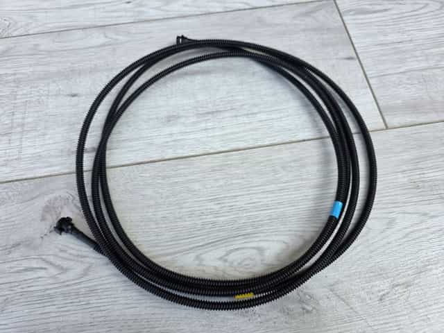 wąż spryskiwaczy szyby tylnej land rover defender l663 ii lr148262 nowy ory