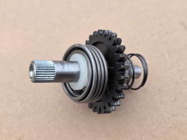 Wałek mechanizm kopki kopniaka startera Suzuki RM 125 r. 01-08 OEM
