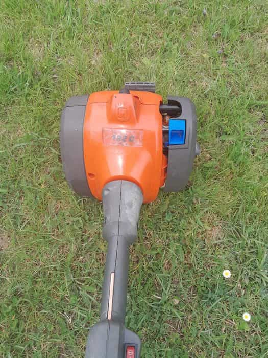 Kosa Husqvarna 122C