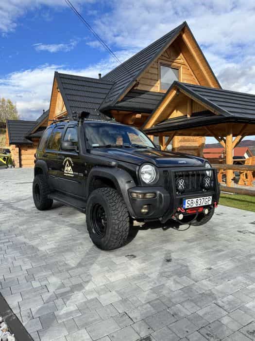 Jeep cherokee jeep liberty 4x4 automat 2.8 crd