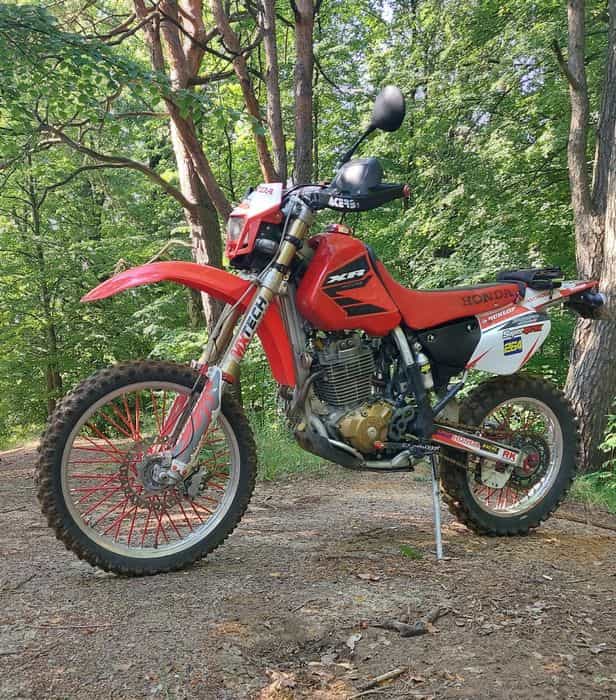 Honda XR 400 R-listopad 2002 -film