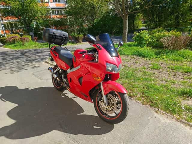 Honda VFR800fi RC46