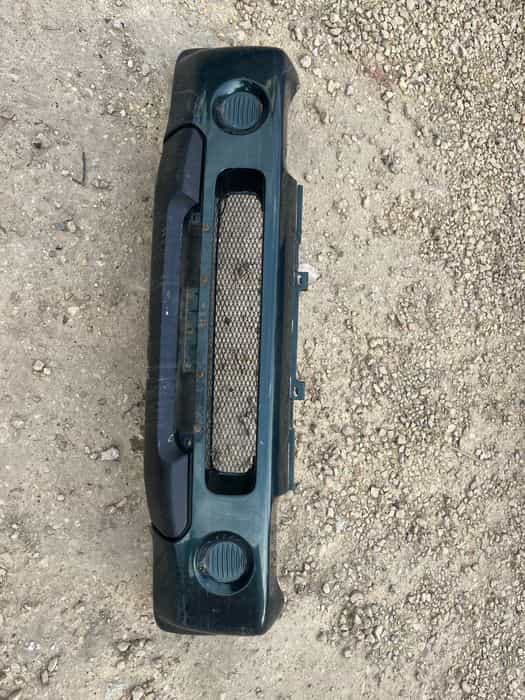 Suzuki jimny zderzak przedni