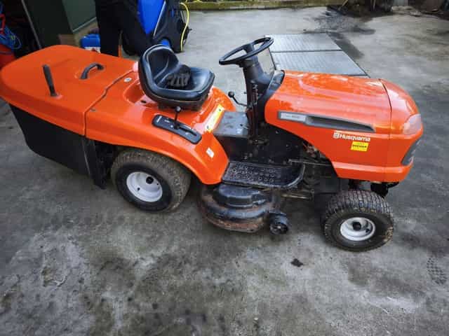 Traktorek Husqvarna CTH 141