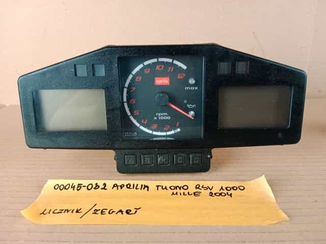 Aprilia Tuono RSV 1000 Mille Licznik Zegary Wyświetlacz 02-05