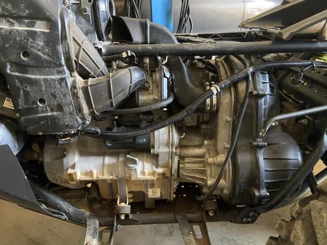 Silnik engine skrzynia wariator polaris scrambler 1000 kolektor wydech